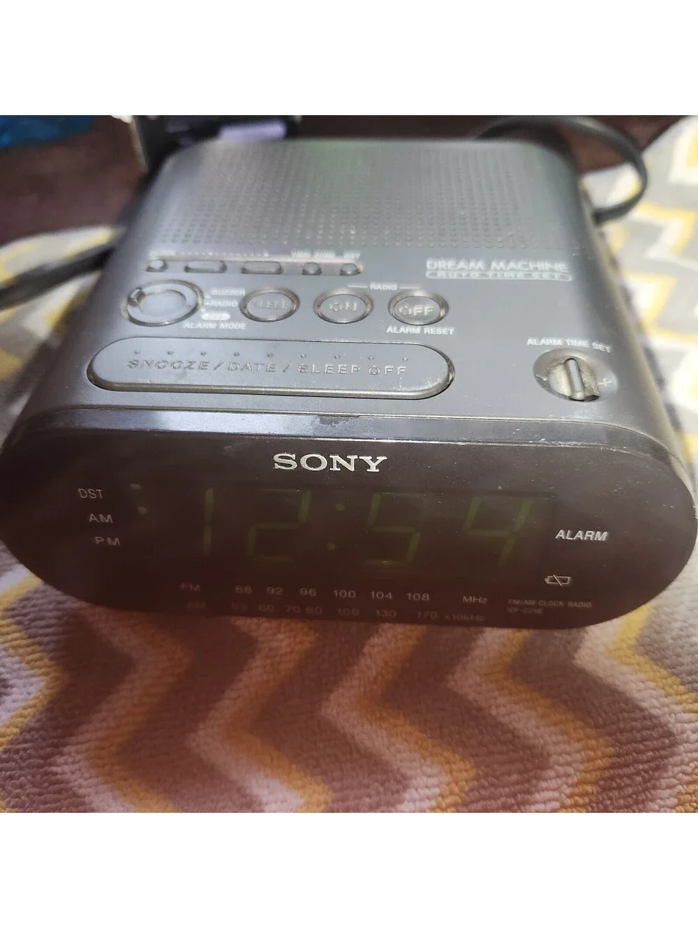 Sony ICF-C218 Dream Machine Clock Radio (Black)!